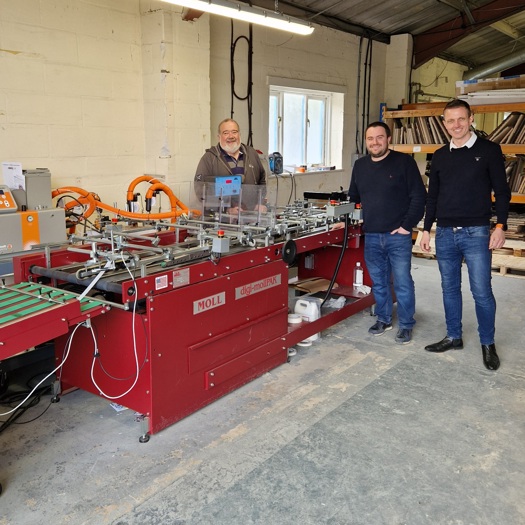 Make Up's Digi-MollPak has automated the previously manual process of folding and gluing